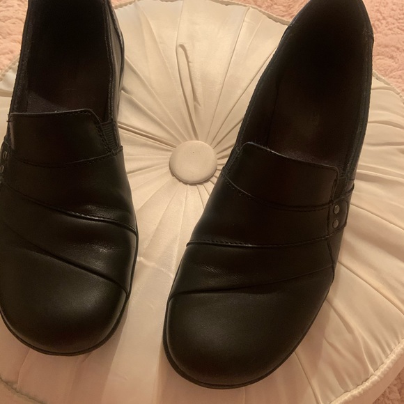 Clarks Shoes - Clarks Women’s Size 7.5